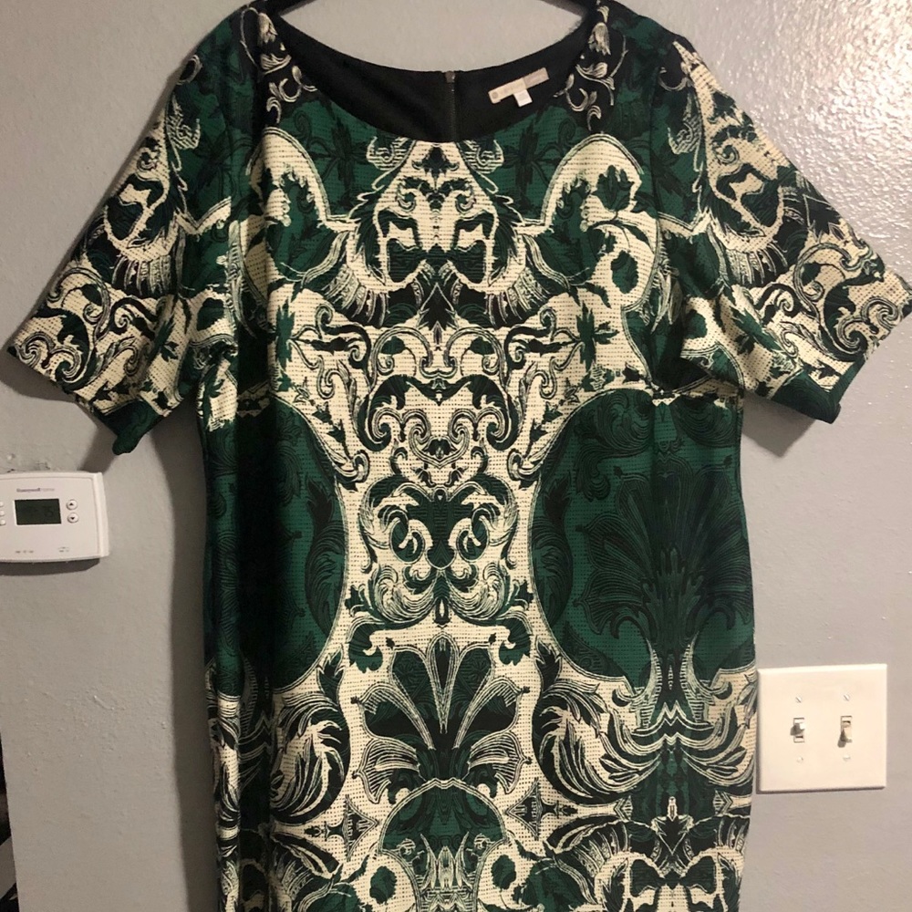 Dress Barn- Green, Cream and Black